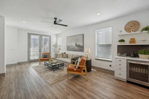 MN Woodbury Meridianat City Place 010