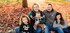 Be present navigation background