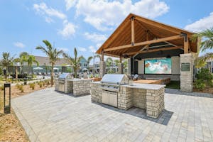 27 web or mls Fiske Trail 0805 927